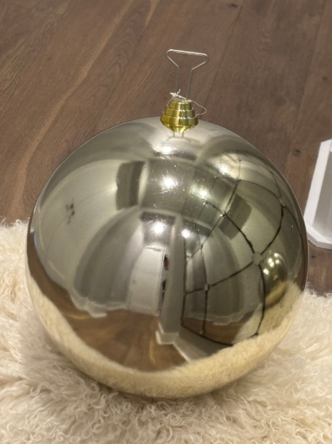 UV Resistant Shiny Ball Ornament, (2 Colors / Multiple Sizes)