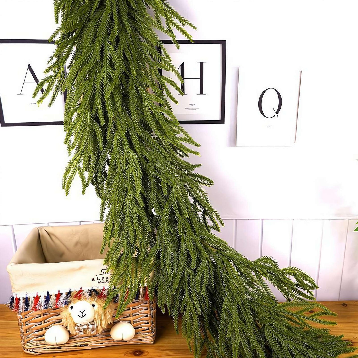 6' Deluxe Austrian Pine Garland