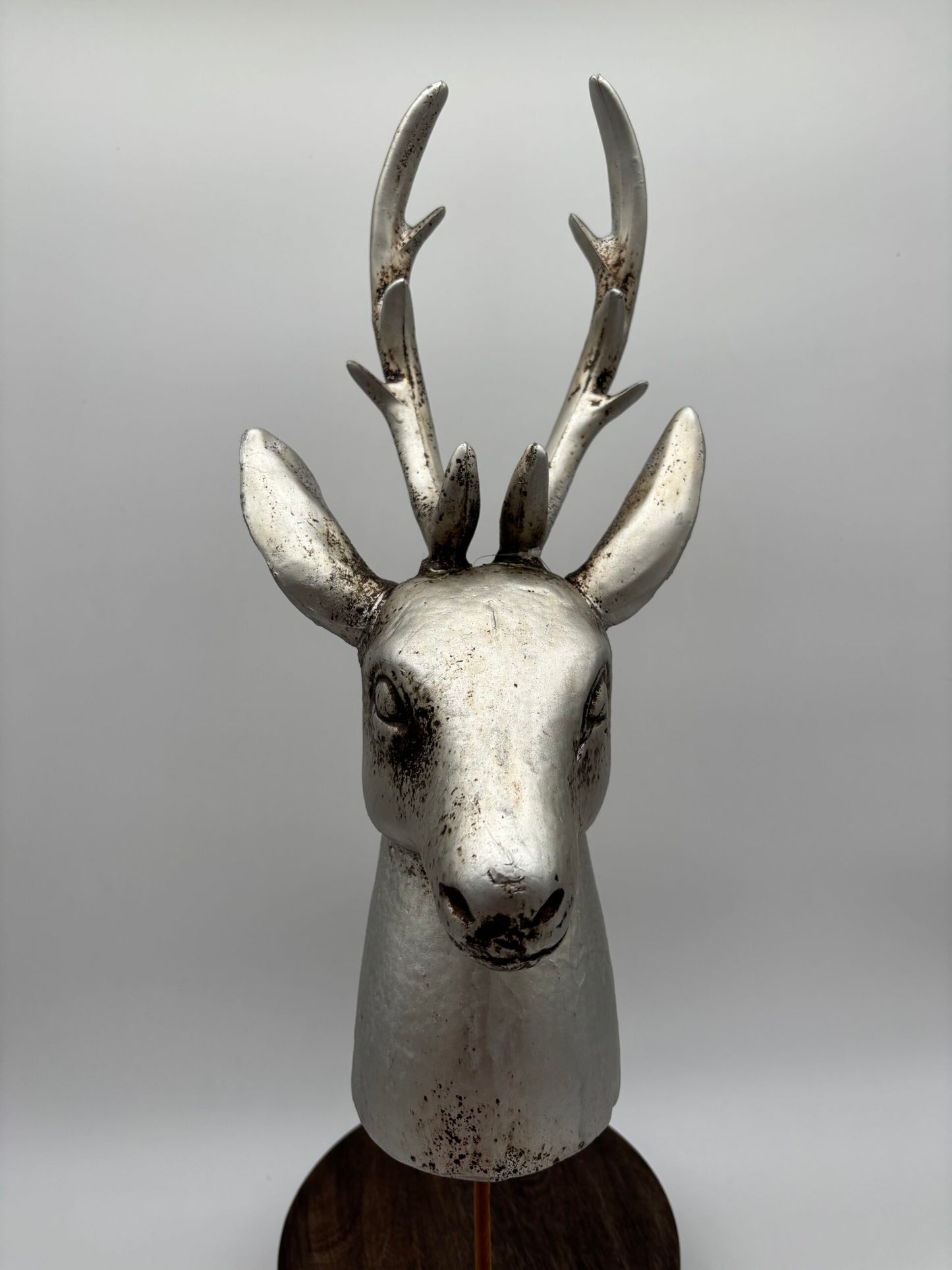 26" Decor Deer Head with Stem