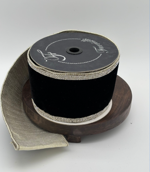 Farrisilk 4" x 5 Yds Velvet Winter Diamonds Wired Ribbon, Black